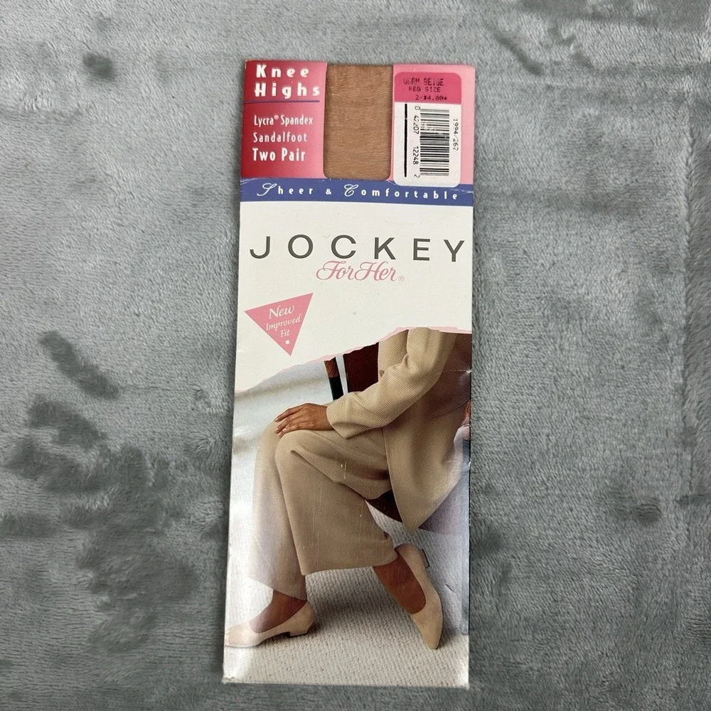 VTG Jockey for Her Knee Highs Warm Beige (includes 2 Pieces - 1 Pair) NEW